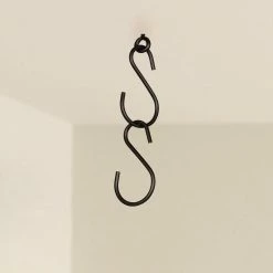Vigoro 1.77 in. x 0.157 in. x 3.35 in. Black Metal Extender Hooks (2-Pack) -VIGORO Sales powder coating vigoro plant hangers 541117 1d 1000