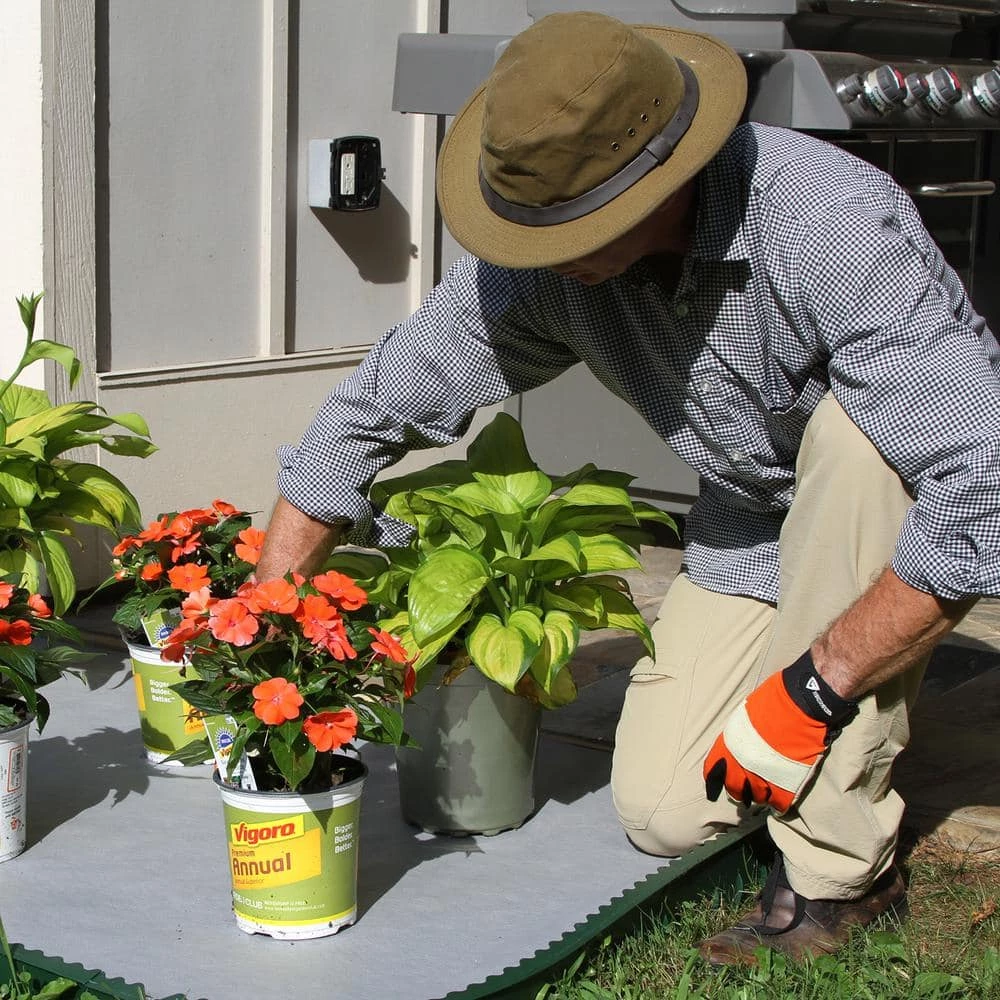 Vigoro 4 ft. x 50 ft. Matrix Grid Heavy-Duty Landscape Fabric (4-Pack) 12 Vigoro 4 ft. x 50 ft. Matrix Grid Heavy-Duty Landscape Fabric (4-Pack) - Image 10